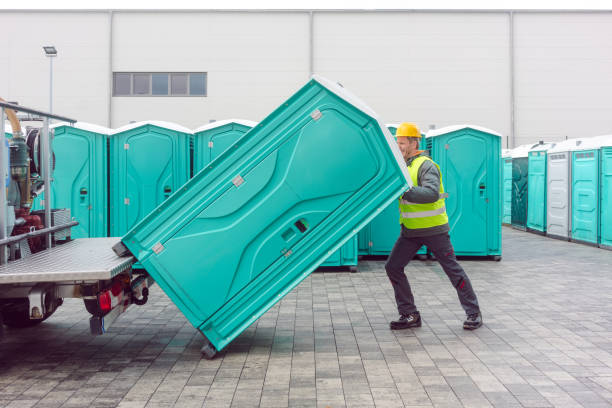 Portable Toilet Options We Offer in Laureles, TX